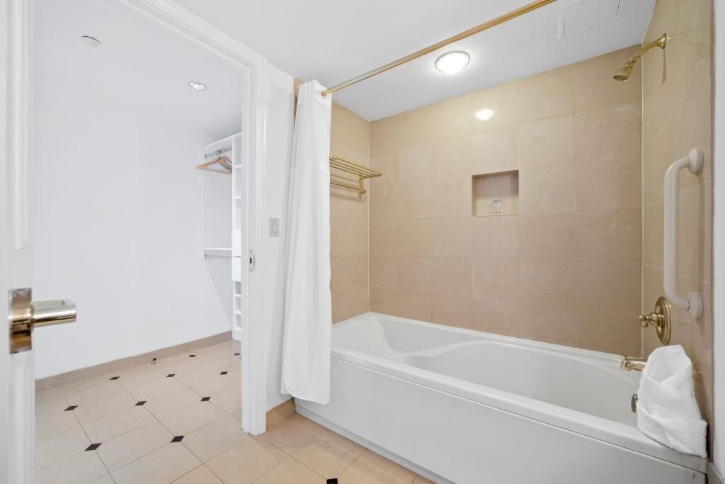 אטלנטיק סיטי Cozysuites Beachfront 2Br 3Ba Condo מראה חיצוני תמונה